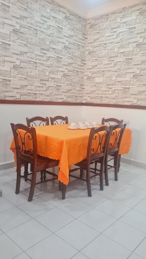 Villa Anjung Klia House 31 With Neflix à Banting  Extérieur photo