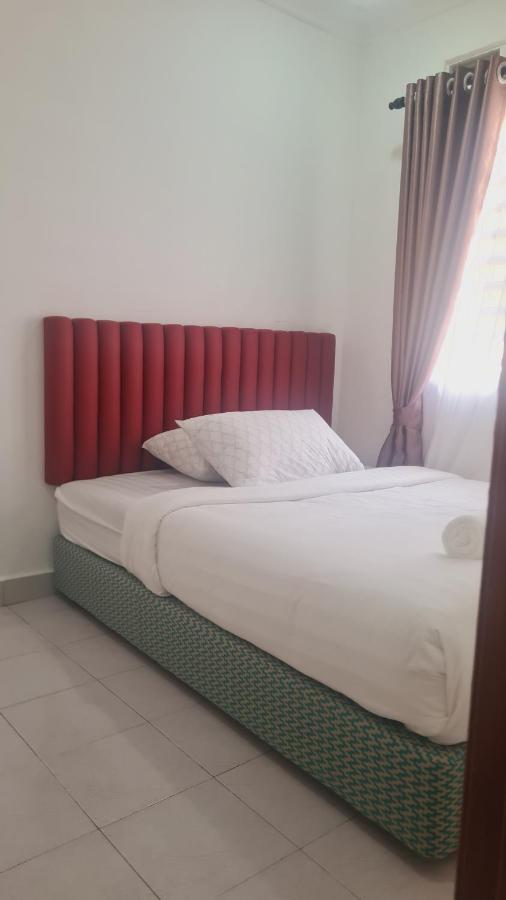 Villa Anjung Klia House 31 With Neflix à Banting  Extérieur photo